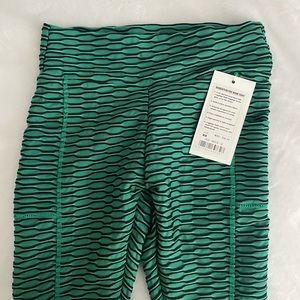 Scrunch butt leggings
